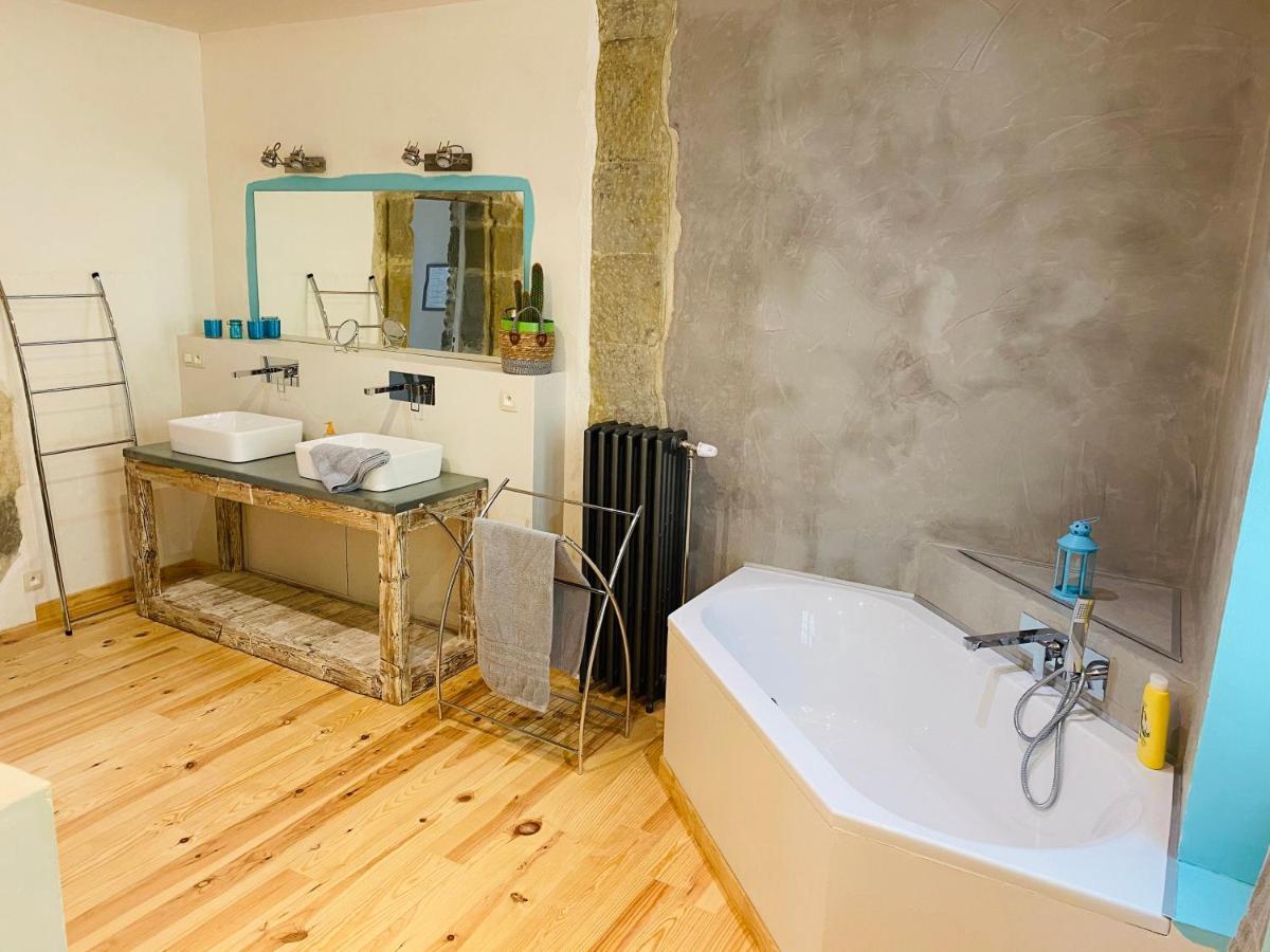 Chambres D'Hotes Domaine Saint-Joly Lasbordes Exterior photo